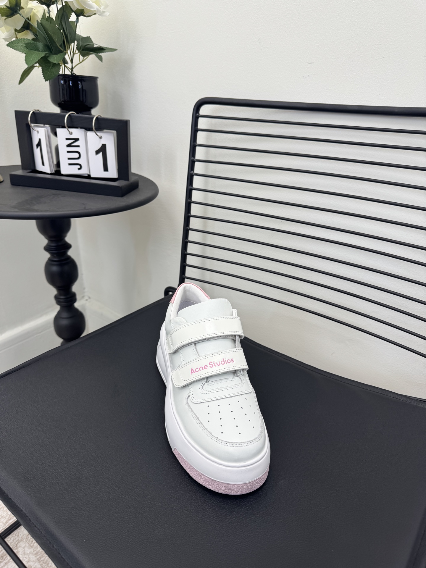 Women's high heels